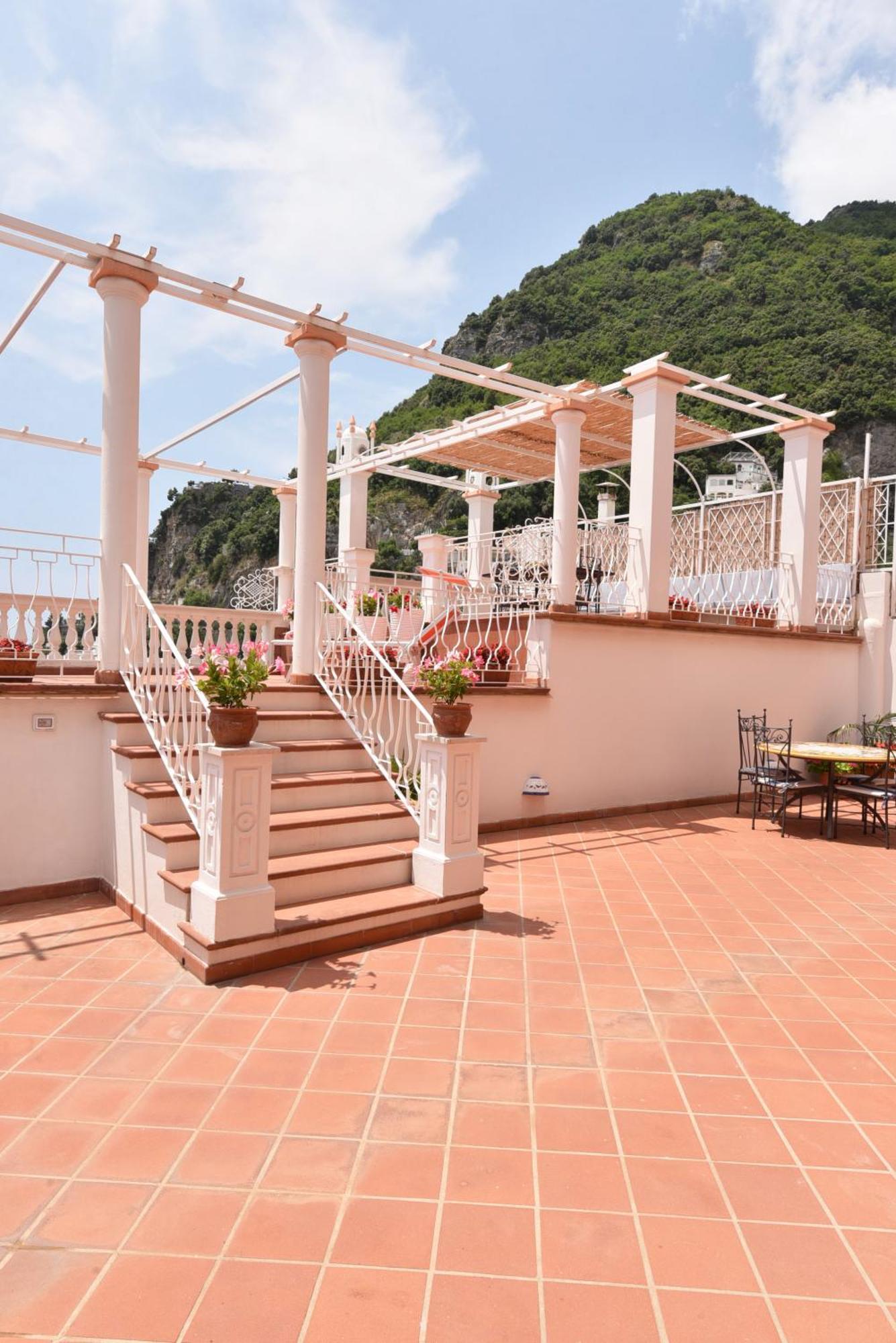 Villa Sunshine Positano Room Bagian luar foto